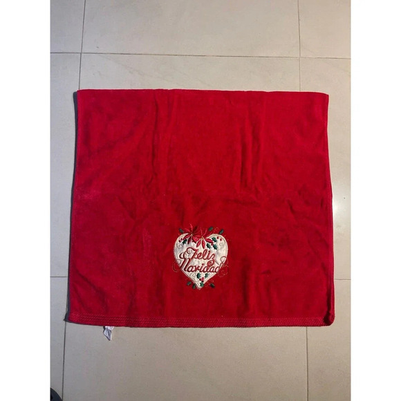 Christmas Bathroom Decor - Picture 2 of 8